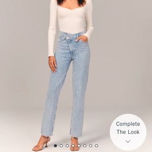 Abercrombie Ultra High Rise 90s Straight Jean